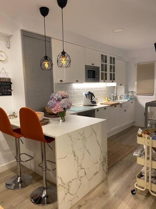 Apartamento A 100Metros De La Playa De San Lorenzo Хихон Екстериор снимка