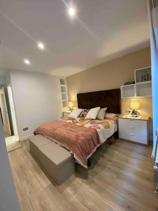 Apartamento A 100Metros De La Playa De San Lorenzo Хихон Екстериор снимка