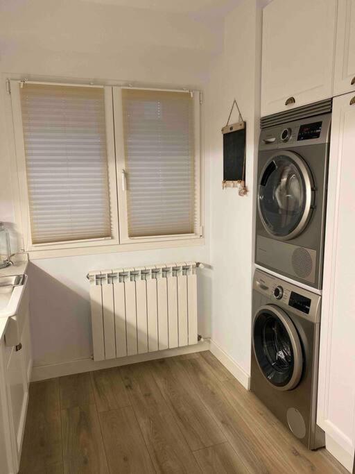 Apartamento A 100Metros De La Playa De San Lorenzo Хихон Екстериор снимка