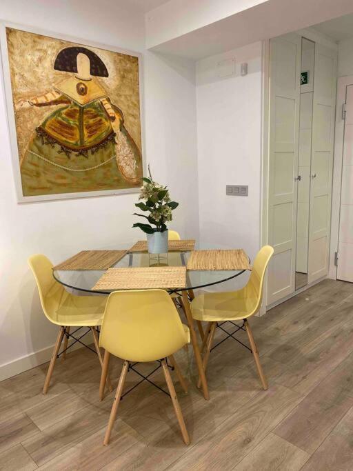 Apartamento A 100Metros De La Playa De San Lorenzo Хихон Екстериор снимка