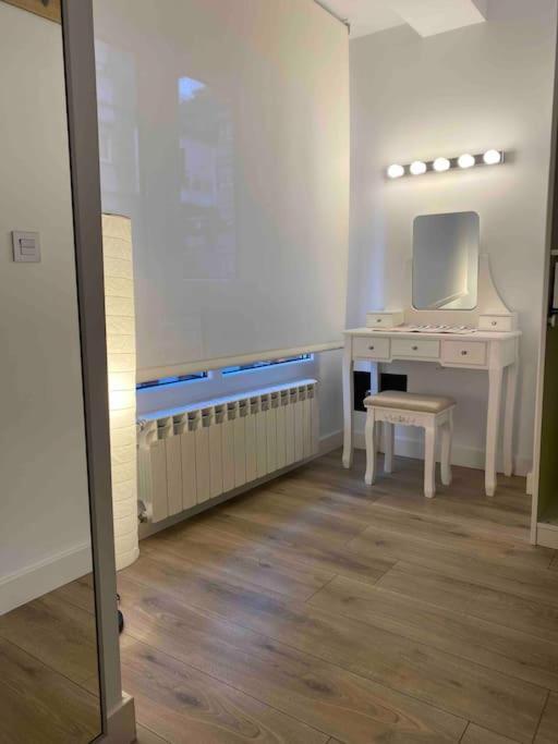 Apartamento A 100Metros De La Playa De San Lorenzo Хихон Екстериор снимка