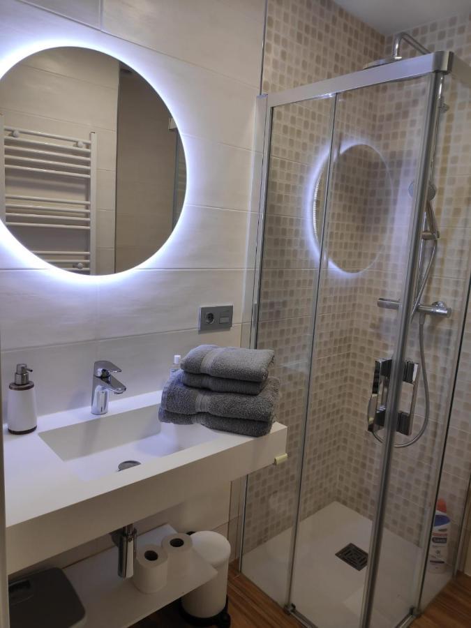 Apartamento A 100Metros De La Playa De San Lorenzo Хихон Екстериор снимка